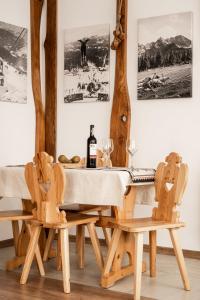 Fotografia z galérie ubytovania Villa Odskocznia Apartamenty - Sauna, Centrum - Skocznia, Zakopane v Zakopanom