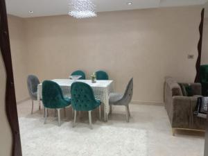 Khu vực ghế ngồi tại Have fun with it!