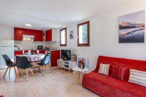 Kuchyňa alebo kuchynka v ubytovaní Serre Chevalier Studio 30 m2 coin montagne à 8 Minutes des Pistes