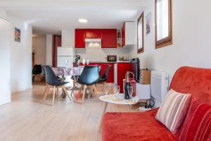 Kuchyňa alebo kuchynka v ubytovaní Serre Chevalier Studio 30 m2 coin montagne à 8 Minutes des Pistes