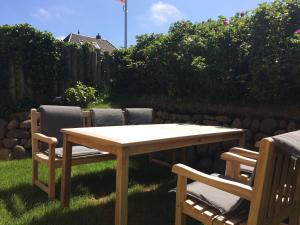 Ein Garten an der Unterkunft Sylt Liebt Dich 3