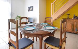 Φωτογραφία από το άλμπουμ του 2 Bedroom Cozy Home In Gouville-Sur-Mer σε Gouville-sur-Mer