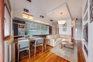 Kuchyňa alebo kuchynka v ubytovaní Beach Point Apartment - Neptun Park