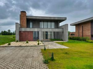 Budova, kde se vila nachází