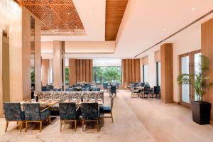 Posezení v ubytování Sandal Suites by Lemon Tree Hotels