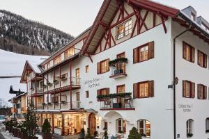 Goldene Rose Karthaus a member of Small Luxury Hotels of the World през зимата