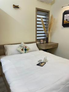 Cama ou camas em um quarto em Happy House 301 1bed1room 40m2,Balcony,near Ho Tay Lake