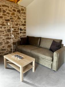 Posezení v ubytování Messinian Stone House