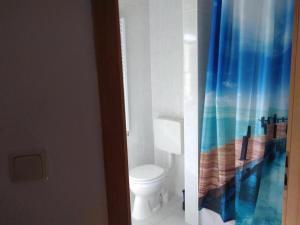 Kylpyhuone majoituspaikassa NEU! See-Ferienwohnung 3