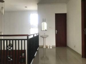 Fotografie z fotogalerie ubytování Cozy house in Pekayon, Bekasi v destinaci Pekayon Satu