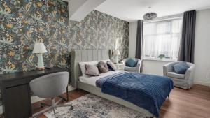 מיטה או מיטות בחדר ב-Place to stay in Longbridge