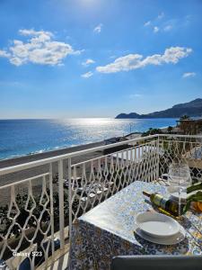 Gallery image of BAGLIO SUL MARE Letojanni Taormina in Letojanni