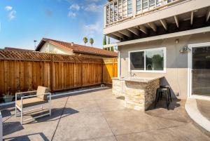 Gallery image of San Jose 5br w backyard nr entertainment SFO-1591 in San Jose