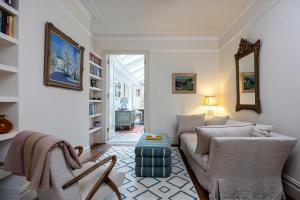 Veeve - Idyllic Elegance
