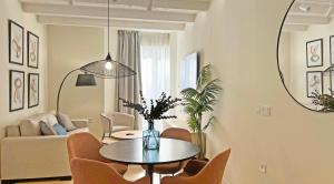 Apartamentos Soho Boutique Palillero的休息区