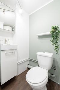 Kúpeľňa v ubytovaní Old Lille - studio ideally located !
