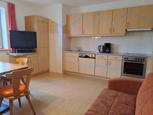 Kuchyňa alebo kuchynka v ubytovaní Apartment in Fügenberg/Zillertal 727