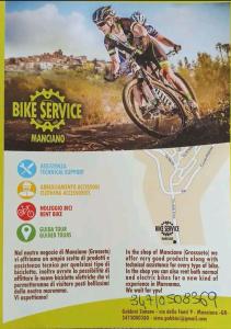 un folleto para un servicio de bicicletas en la ciudad en L'ANGOLINO, Casale vita nova, en Manciano