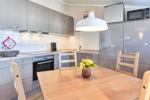 Fotografie z fotogalerie ubytování Seepark Sellin FeWo AG Whg 716 v destinaci Ostseebad Sellin + 16 fotografií