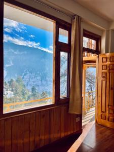 Fotografie z fotogalerie ubytování Flüstern Homestay v destinaci Nagar