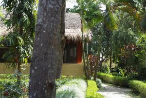Jardí fora de Forest Hideaway Resort Pvt Ltd