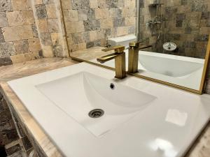 Phòng tắm tại Apartament Mahmudia - Casa Anastasia Murighiol