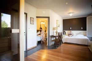 Postel nebo postele na pokoji v ubytování Thermae Grimbergen Hotel