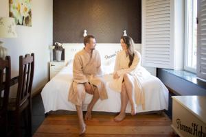 Postel nebo postele na pokoji v ubytování Thermae Grimbergen Hotel