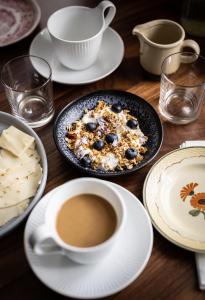 Opțiuni de mic dejun disponibile oaspeților de la Arnfeldt Hotel & Restaurant