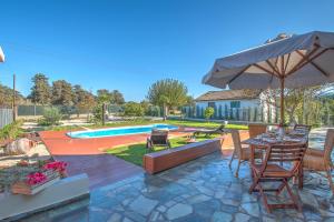 Swimmingpoolen hos eller tæt på Rhodian Gaea Villa