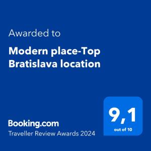 Certifikát, ocenenie alebo iný dokument vystavený v ubytovaní Modern place-Top Bratislava location