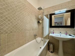 Koupelna v ubytování La Dimora di Anna e Ciccio + 44 fotografií