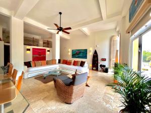 Foto dalla galleria di by Calamari Homes - Parque Centenario 206 walled city a Cartagena de Indias