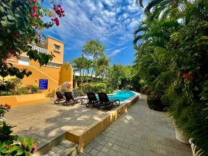 Foto dalla galleria di by Calamari Homes - Parque Centenario 206 walled city a Cartagena de Indias