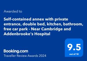 Certificate, award, sign, o iba pang document na naka-display sa Self-contained annex with private entrance, double bed, kitchen, bathroom, free car park - Near Cambridge, Duxford Air Museum and Addenbrooke's Hospital