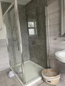 Gallery image of Modern, spacious and Central Location in Aberdare