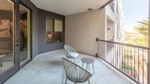 Balkón alebo terasa v ubytovaní Landing - Modern Apartment with Amazing Amenities (ID7427X93)