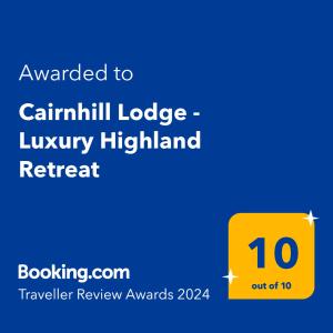 una señal amarilla con el número. en Cairnhill Lodge - Award-Winning Luxury Highland Retreat en Blairgowrie