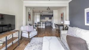 Gallery image of Landing - Modern Apartment with Amazing Amenities (ID7367X45) in Jacksonville