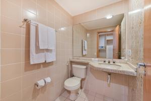 Ένα μπάνιο στο Hotel Golden Park Campinas Viracopos By Nacional Inn