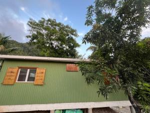 Hoone, kus hostel asub
