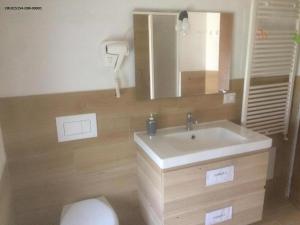 A bathroom at Appartamento trilocale la villetta
