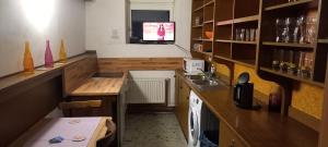 Kitchen o kitchenette sa Pension Prem