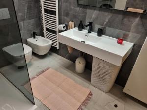 Kúpeľňa v ubytovaní New comfortable app Dora