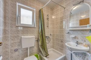 Kúpeľňa v ubytovaní Studio Apartmani Ivanda + 35 fotografií