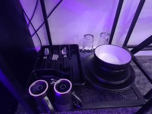 Foto dalla galleria di Hornet's Hideout - Large Double a Watford Altre 6 foto