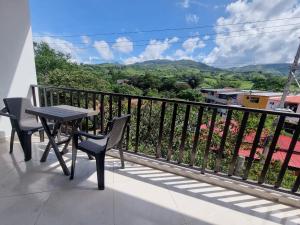 Rõdu või terrass majutusasutuses Hotel la casona de Wiky