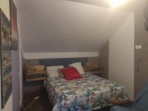 Ένα ή περισσότερα κρεβάτια σε δωμάτιο στο Comfortable country house
