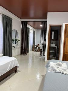 Voodi või voodid majutusasutuse Hotel la casona de Wiky toas