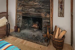 Gallery image of The Accord Estate: Historic Hoop Barn in Accord